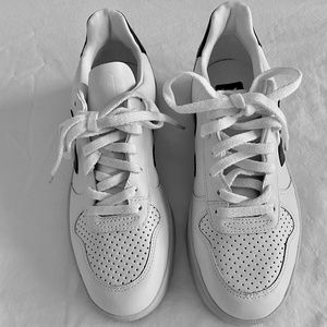 Veja White Leather Sport Shoes